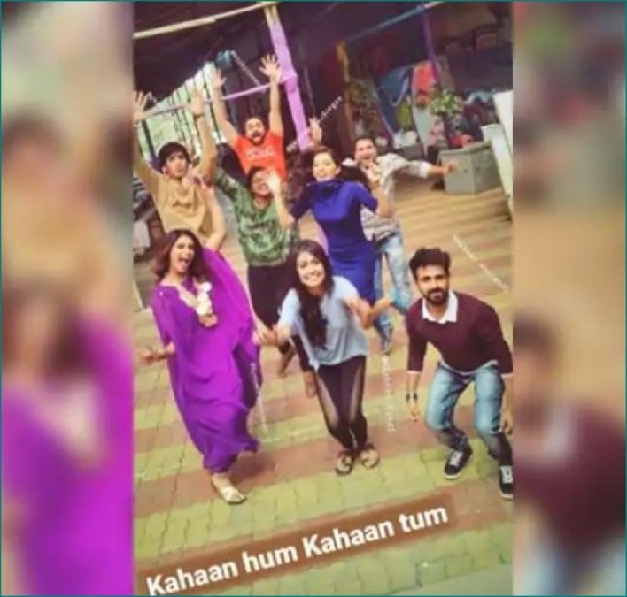 The stars gets emotional on the last shoot of 'Kaun Hum Kaun Tum', played Holi