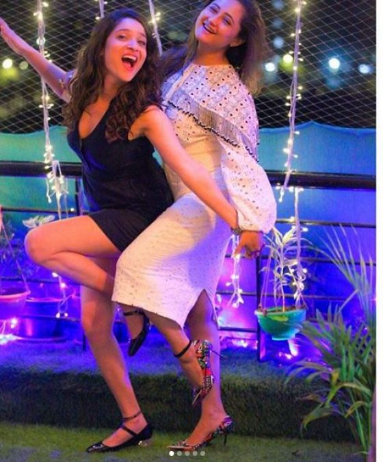 Rashmi Desai celebrates with her close friend overnight