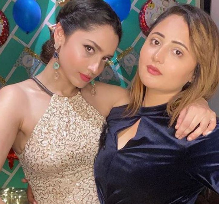 BFF Ankita-Rashami party together, pictures go viral