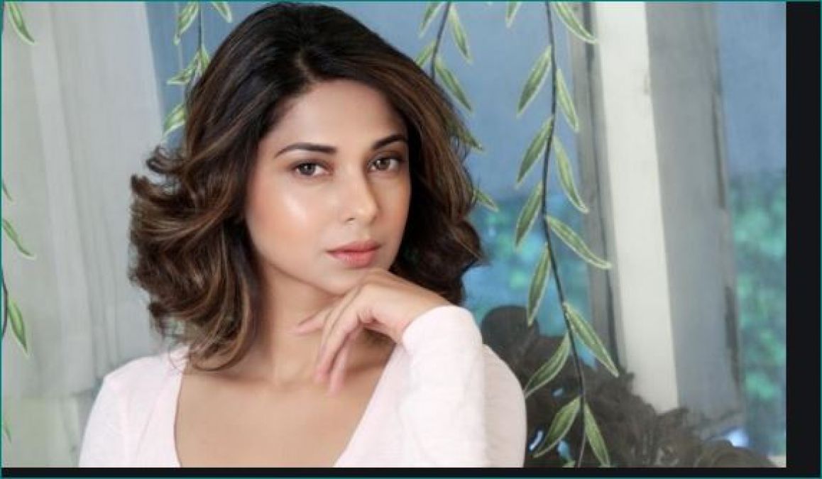 Jennifer Winget demands payment hike for Beyhadh 2