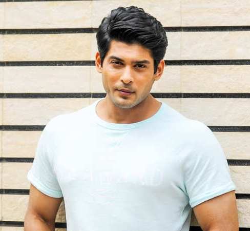 Siddharth Shukla getting a lot of love from his fans