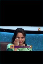 Hema Malini gets emotional on set of 'Indian Idol 12', know the reason