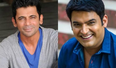 Kapil Sharma and Sunil Grover appear together on stage after two years