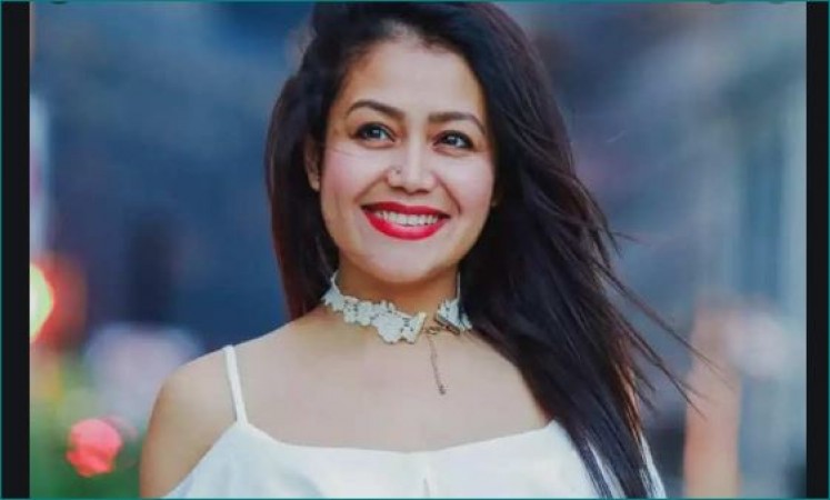 Neha Kakkar slapped this actor and then started dancing
