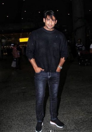 Siddharth Shukla sign new project, pictures of set surfaced