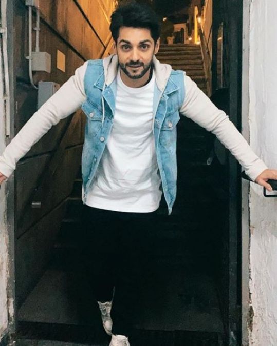 Karan Wahi lauds mother for losing 18 kgs in 4 months, shares unbelievable  body transformation