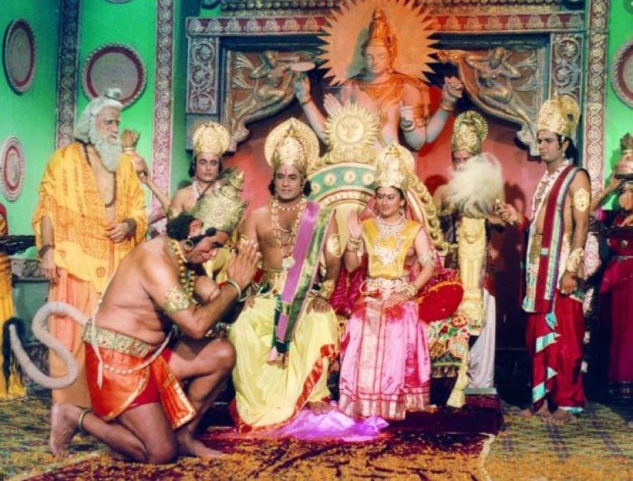 Shri Rama will lift ShivaDhanush in the Swayamvara of Sita