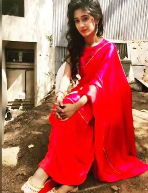 This look of Shivangi Joshi will blow your senses