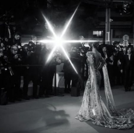 Cannes 2019: हिना खान को देखकर पागल हुए फैंस, लुक्स ने लूट ली महफ़िल