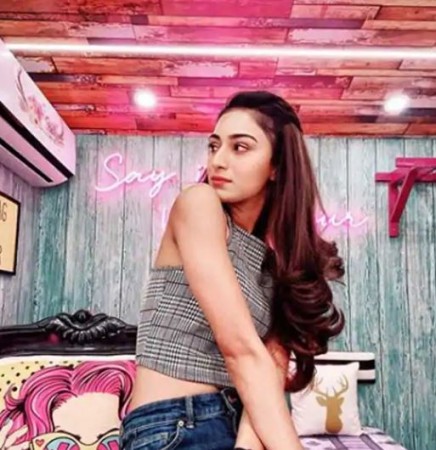 See inside pictures of Erica Fernandes' house