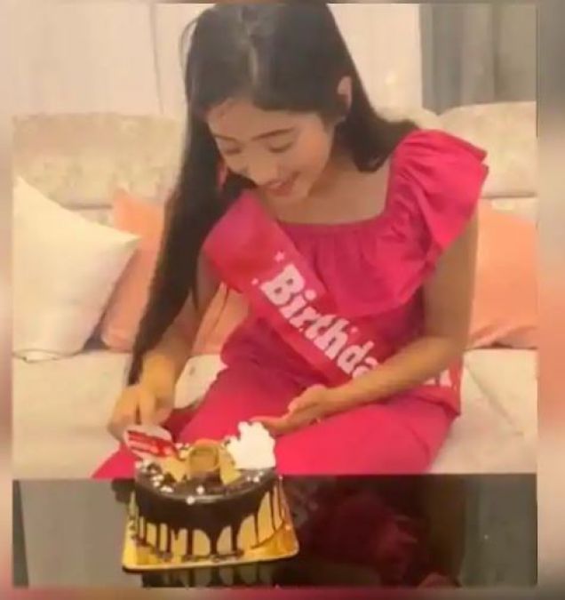 Shivangi Joshi celebrated birthday with family