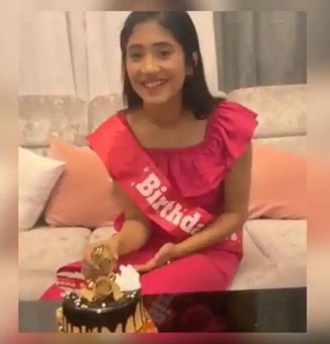 Shivangi Joshi celebrated birthday with family