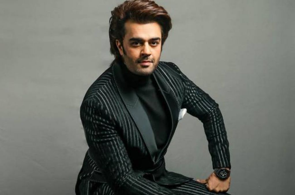 Manish Paul told fans in a funny way, how to protect from cyclonic thunder