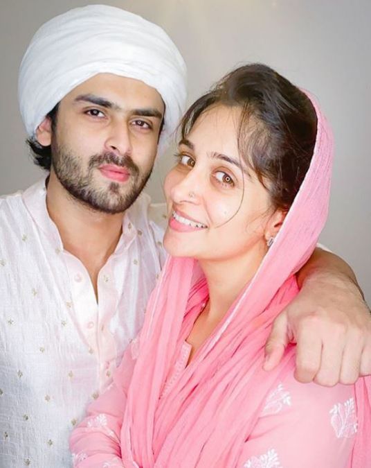 Dipika is also keeping Roza with husband Shoaib, see photos