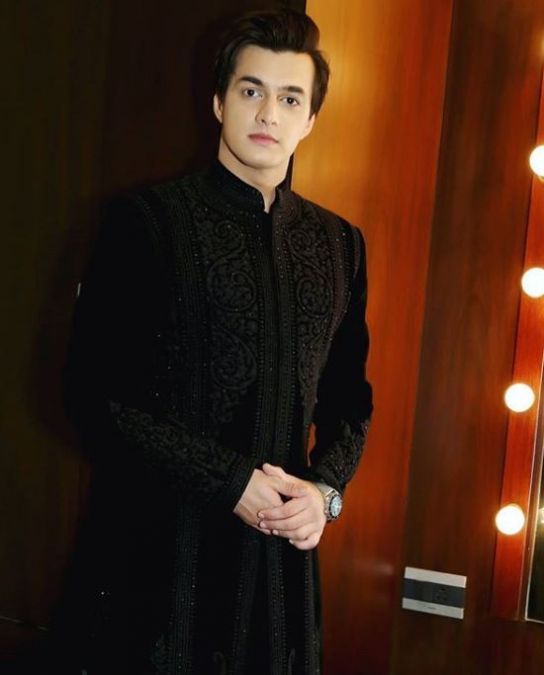 Mohsin Khan will help her mother on the occasion of Eid