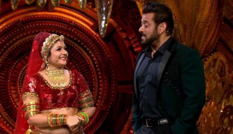 Bigg Boss 13: Hasina assaulted by cops after taking selfie