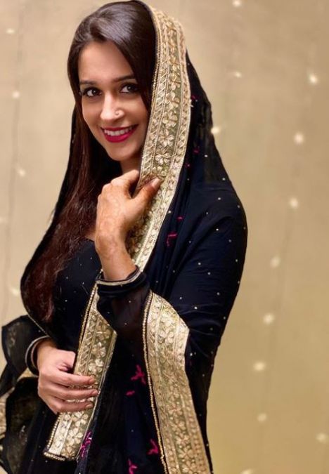 दीपिका कक्कड़ ने पति शोएब इब्राहिम के साथ शेयर की ईद की तस्वीरें