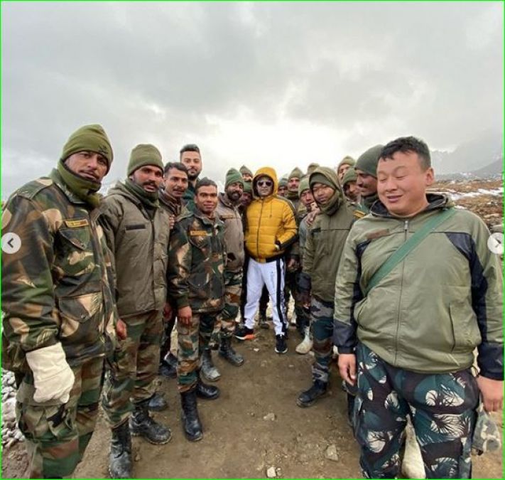 Kapil arrives at Tawang Festival with his co-star, shares photo with Indian soldiers