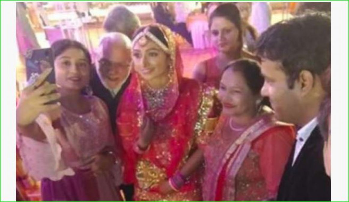Mohena Kumari Singh's wedding reception took place at her in-laws' place; see pics!