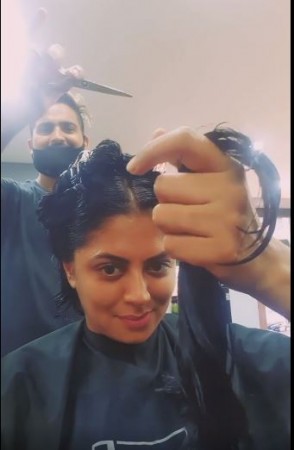 Kavita Kaushik got her hair cut, knowing the reason will appreciate it