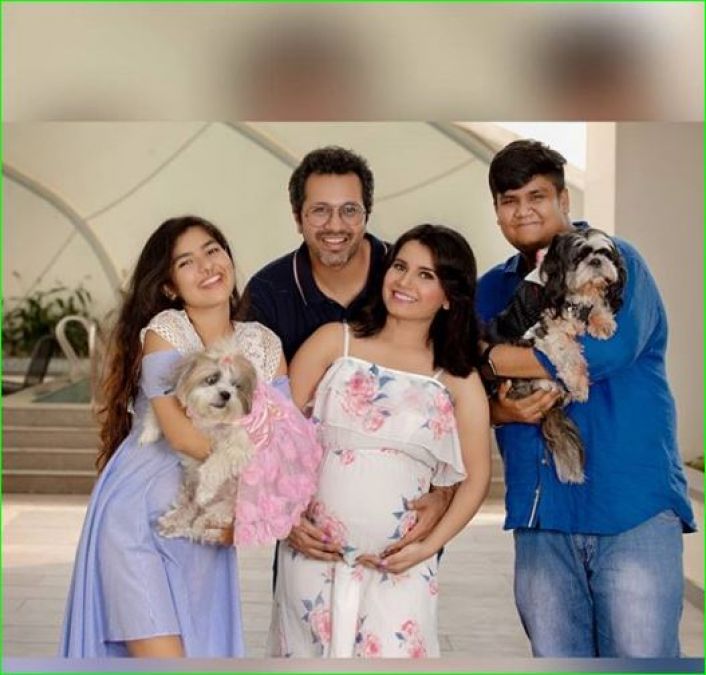 Tarak Mehta's reporter is doing a photo shoot during her pregnancy!