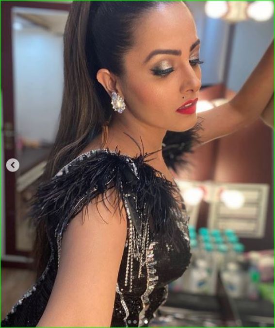 Anita Hassanandani shared pictures from her latest photoshoot, looks damn sexy