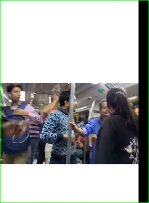 After getting slapped in the metro, Deepak Kalal shared video, said 