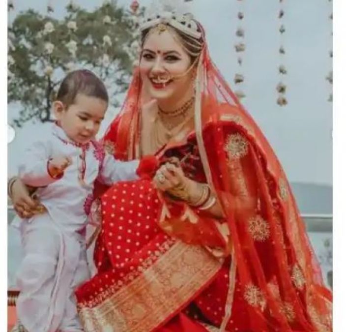 Beautiful pictures of Pooja Banerjee's wedding surfaced