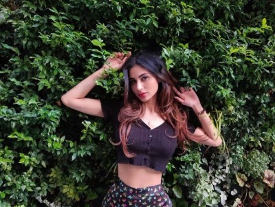 Oops moment Mouni Roy caught on camera as soon as she poses