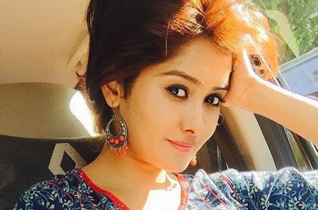 Kanchi Singh wore beautiful lehenga during wedding season, fans praised her fiercely