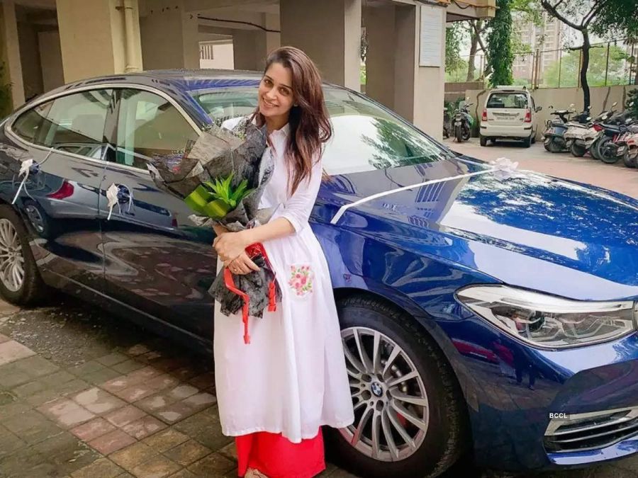 These TV stars are included in the list of luxury vehicles owners