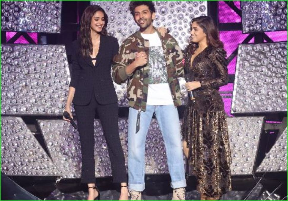 Kartik Aryan emotional in Indian Idol 11, says 