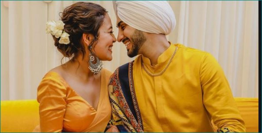 Neha and Rohanpreet's wedding completes 6 months, shares  photos