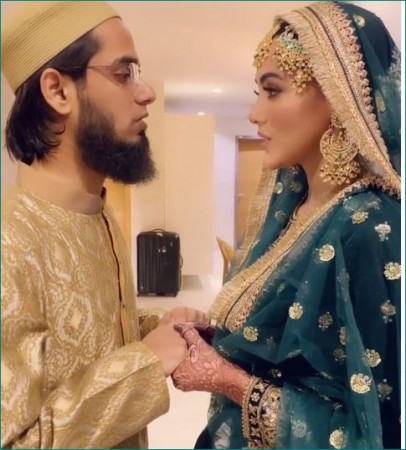 Newlywed Sana Khan recites Ayatul Kursi with husband Mufti, watch video here