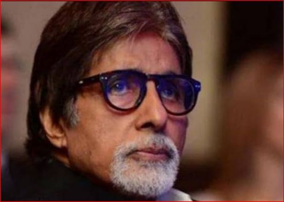 Amitabh Bachchan's father use to put colours on the feet of those who clean toilets