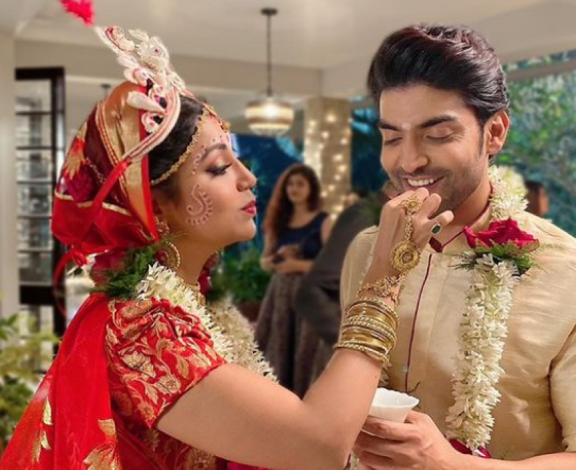 Gurmeet Choudhary And Debina Bonnerjee Married Again In A Bengali Wedding After 10 Years, photos surfaced