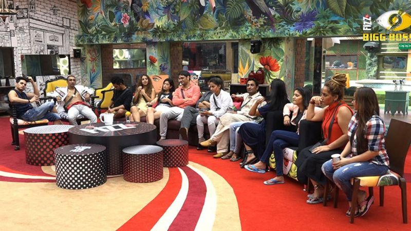 Bigg Boss-11 Day 2: ये 5 अफलातून बने खतरे की घंटी, हुए नॉमिनेट