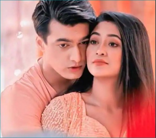 Naira to romance with Kartik, pictures from set go viral