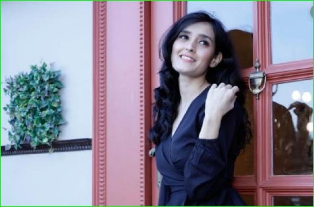 Pankhuri Awasthy, who is being trolled as Vedika, told the trollers- 'Vedika is not bad...'