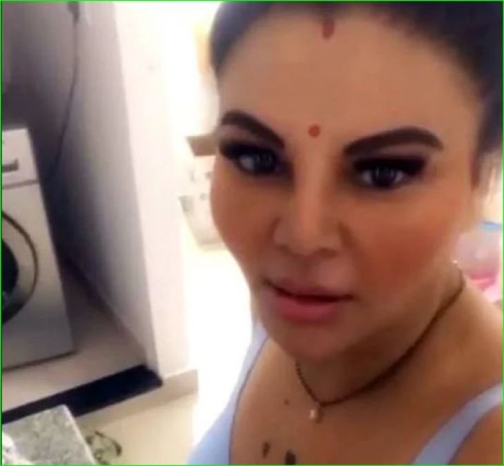 Rakhi Sawant observes Karwachauth fast with her husband, know what her mother-in-law asked her on this occasion