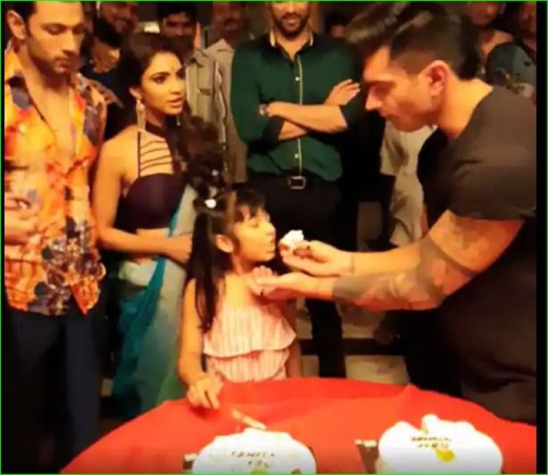 Mr Bajaj cut two cakes before leaving Kasautii Zindagii Kay