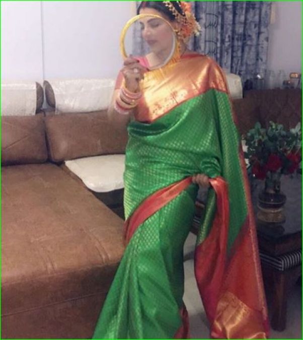 Rakhi Sawant celebrated her first Karwachauth in a green Banarasi saree, husband was not seen