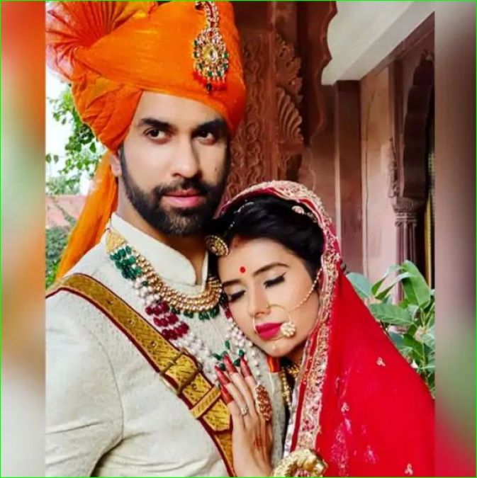 Charu Asopa did a great photoshoot in Royal Rajasthani look with husband