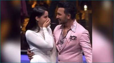 Terence Lewis Propose Nora Fatehi on stage, video goes viral