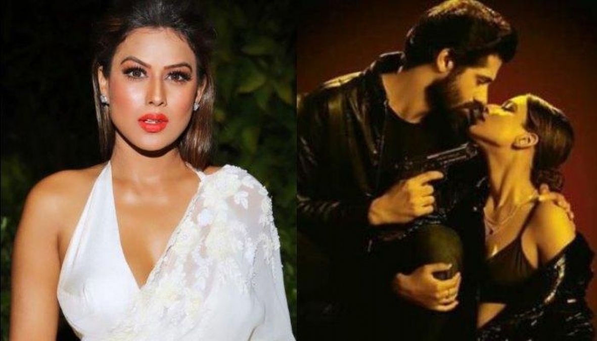 This famous superstar is dating Nia Sharma!