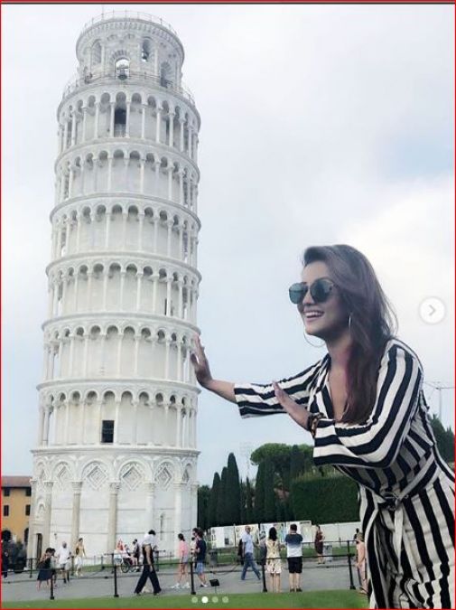 'Naagin' actress Adaa Khan is celebrating vacations in Italy, shares photos!