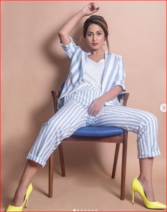Hina Khan flaunts her sexy cleavage in a new photoshoot