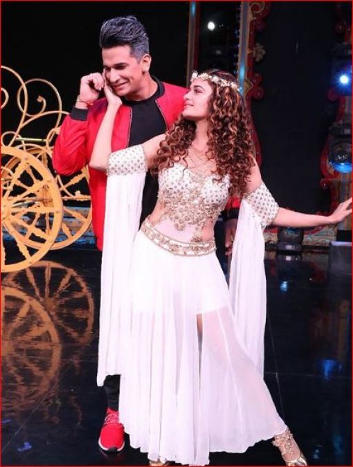 After Madhurima and Vishal, this couple's choreographer left the show