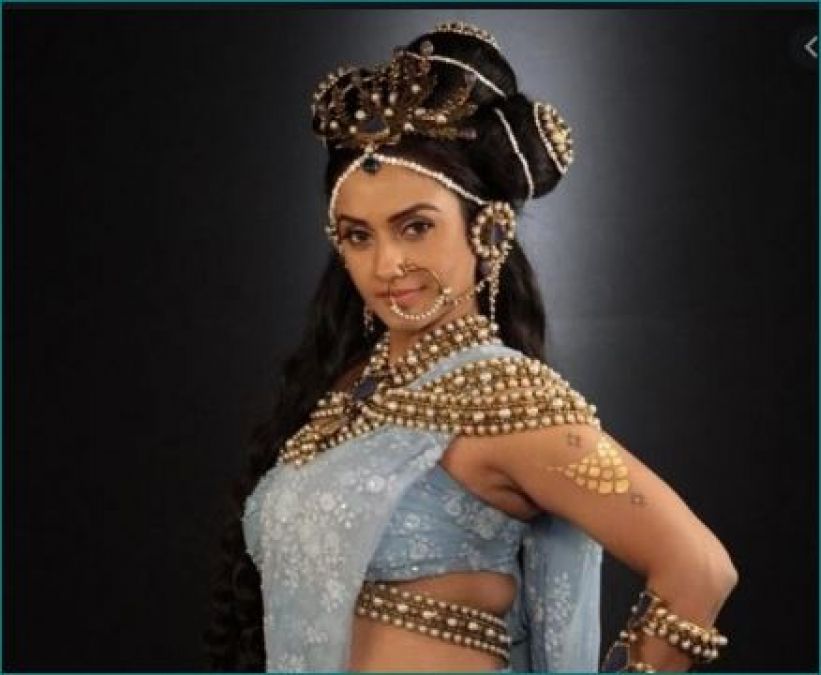 Birthday Special: Rati Pandey once wore 20 kg jewelery for this show, known as 'Hitler Didi'