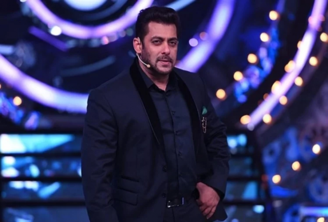 Biggboss-12 : शो शुरू होने के एक दिन पहले हुआ ये बड़ा बदलाव, सुनकर चौंक जाएंगे